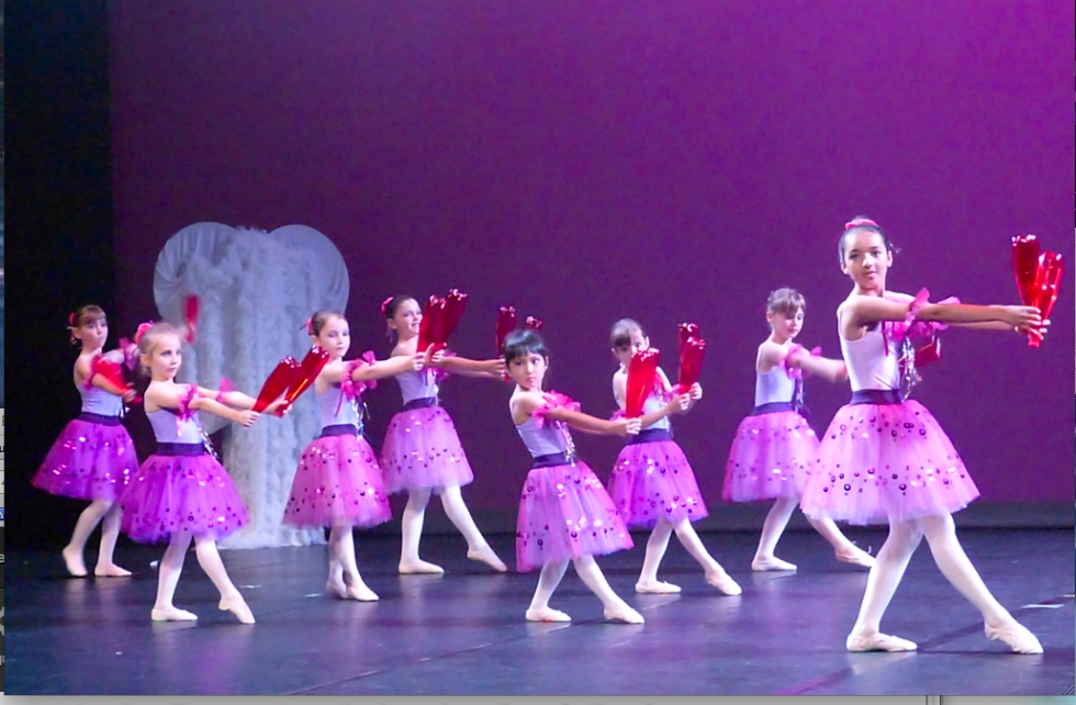 cours de danse Classique et Modern'Jazz 6 ANS Les bouteilles en plastique